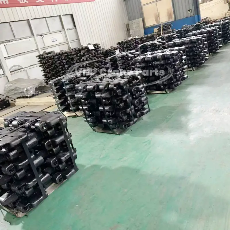 Hitachi CX700 Track Plate